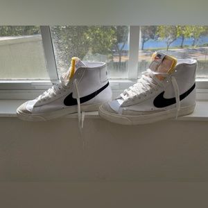 Nike blazer mid (missing soles) man 8.5